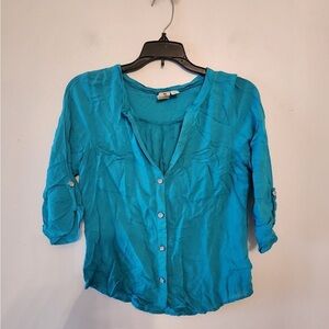 Needle and Thread teal pearl snap button down shirt Size womens medium